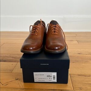 Cole Haan Men's Tan Leather Oxfords